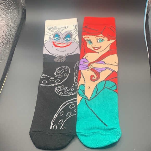 The Little Mermaid Socks Ursula & Ariel GREAT CONDITION - Picture 2 of 2